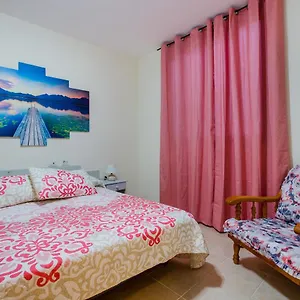 https://costa-adeje-ocean-park-3-bedroom-apartment.tenerifehoteles.net